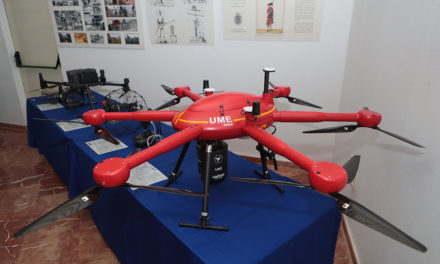 La ministra de Defensa asiste a la presentación de la nueva Unidad de Drones de la UME