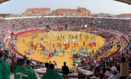 Torrejón: Torrejón de Ardoz se llena de alegría y colorido durante la celebración del Carnaval 2023 que bate récord de participación y se …