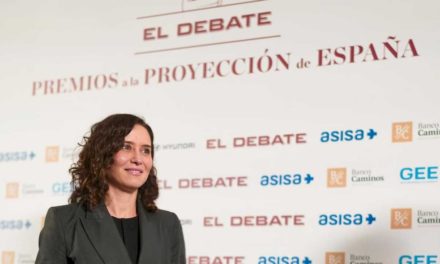 Díaz Ayuso alerta de que España vive “momentos críticos” con el “daño” que los “nuevos censores” están causando en las artes, el periodismo y la vida