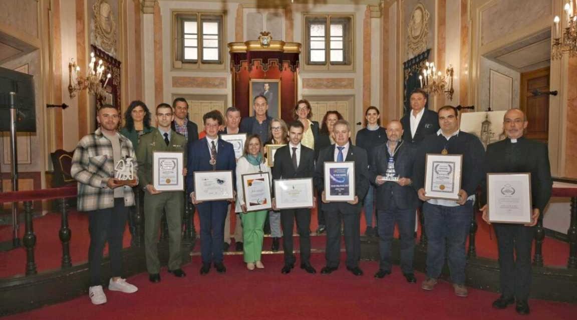 Alcalá: El Ayuntamiento presenta la Semana Santa y agradece el gran trabajo de cofradías y hermandades